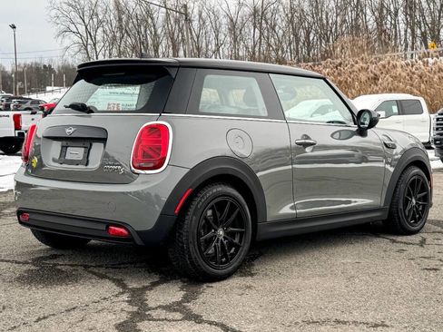 Used 2022 MINI Cooper SE image 3