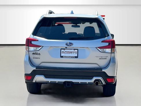 Used 2023 Subaru Forester Touring AWD/4WD image 6