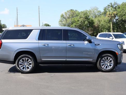Certified 2021 GMC Yukon XL Denali w/ LPO, Illumination Package AWD/4WD image 10