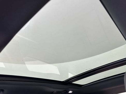 Used 2026 Jaguar F-PACE R-Dynamic S image 12