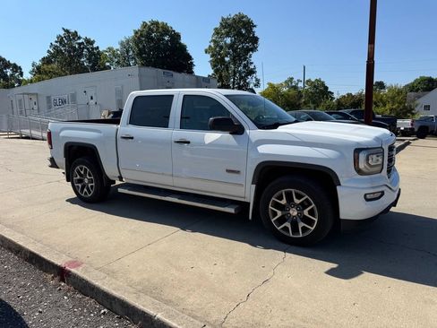 Used 2016 GMC Sierra 1500 SLT w/ All-Terrain Package AWD/4WD image 5