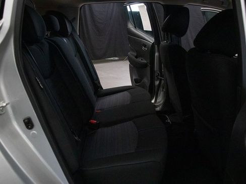 Used 2024 Nissan Leaf S image 18