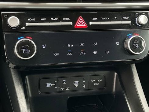 Used 2025 Hyundai Tucson SEL FWD image 32