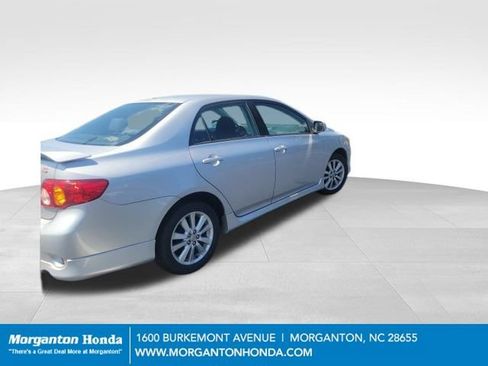 Used 2009 Toyota Corolla S w/ Sport Pkg FWD image 3