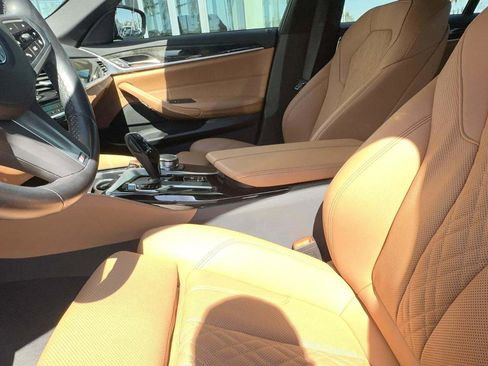 Used 2023 BMW 540i w/ M Sport Package RWD image 4
