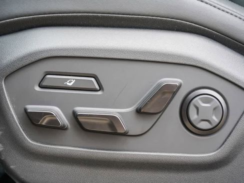 New 2025 Hyundai Santa Fe Calligraphy AWD/4WD image 22