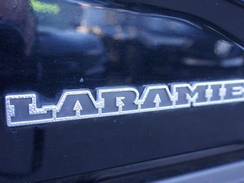 Used 2022 RAM 3500 Laramie AWD/4WD image 25