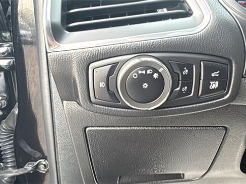 Certified 2024 Ford Edge Titanium w/ Titanium Elite Package image 16