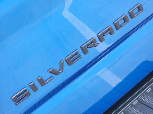 Used 2023 Chevrolet Silverado 1500 RST AWD/4WD image 11