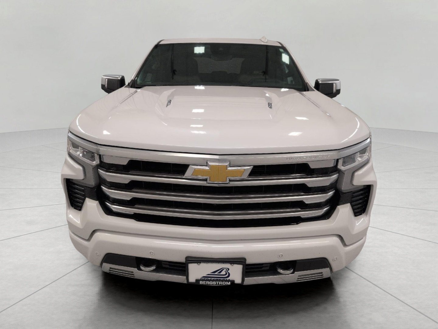 Certified 2024 Chevrolet Silverado 1500 High Country w/ High Country Premium Package AWD/4WD image 13
