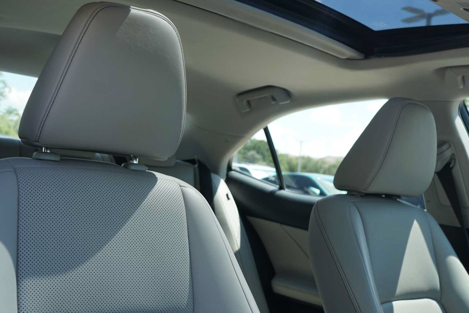 Used 2015 Lexus IS 250 w/ Premium Package RWD image 26