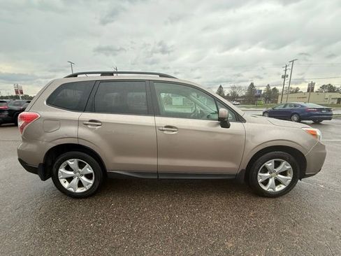 Used 2015 Subaru Forester 2.5i Premium w/ All-Weather Package image 4