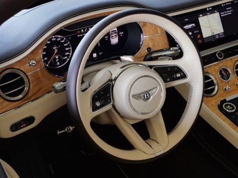 Used 2021 Bentley Continental GT V8 AWD/4WD image 41