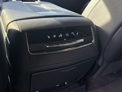 Certified 2024 Cadillac Escalade Sport w/ LPO, ONYX Package image 25