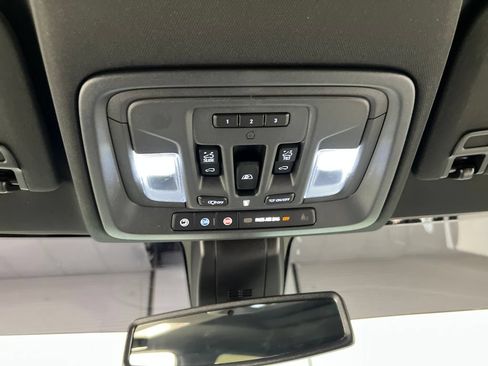 Used 2022 GMC Sierra 2500 AT4 w/ AT4 Preferred Package AWD/4WD image 68