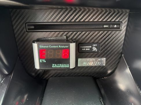 Used 2013 Nissan GT-R Premium image 36