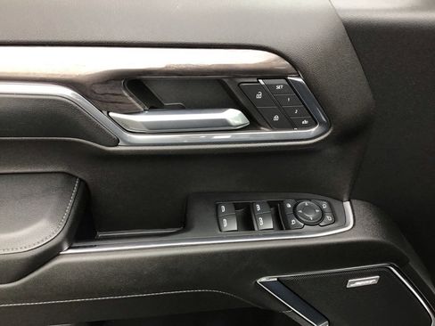 Used 2024 Chevrolet Silverado 1500 LTZ w/ LTZ Convenience Package II image 10