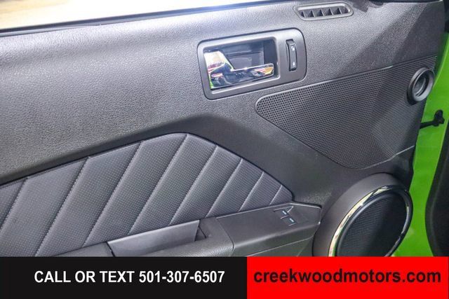 Used 2013 Ford Mustang GT Premium w/ Security Pkg RWD image 43