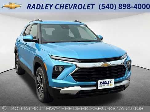 Used 2025 Chevrolet TrailBlazer LT AWD/4WD image 21