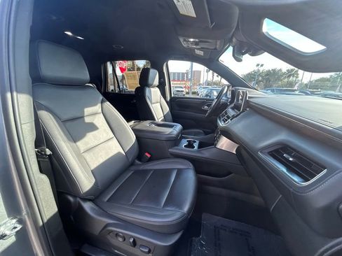 Used 2024 Chevrolet Tahoe LT AWD/4WD image 23