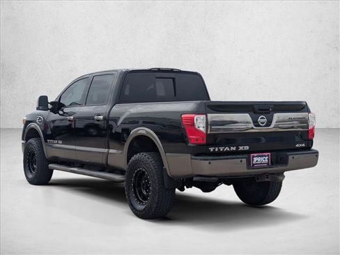 Used 2017 Nissan Titan Platinum Reserve AWD/4WD image 8
