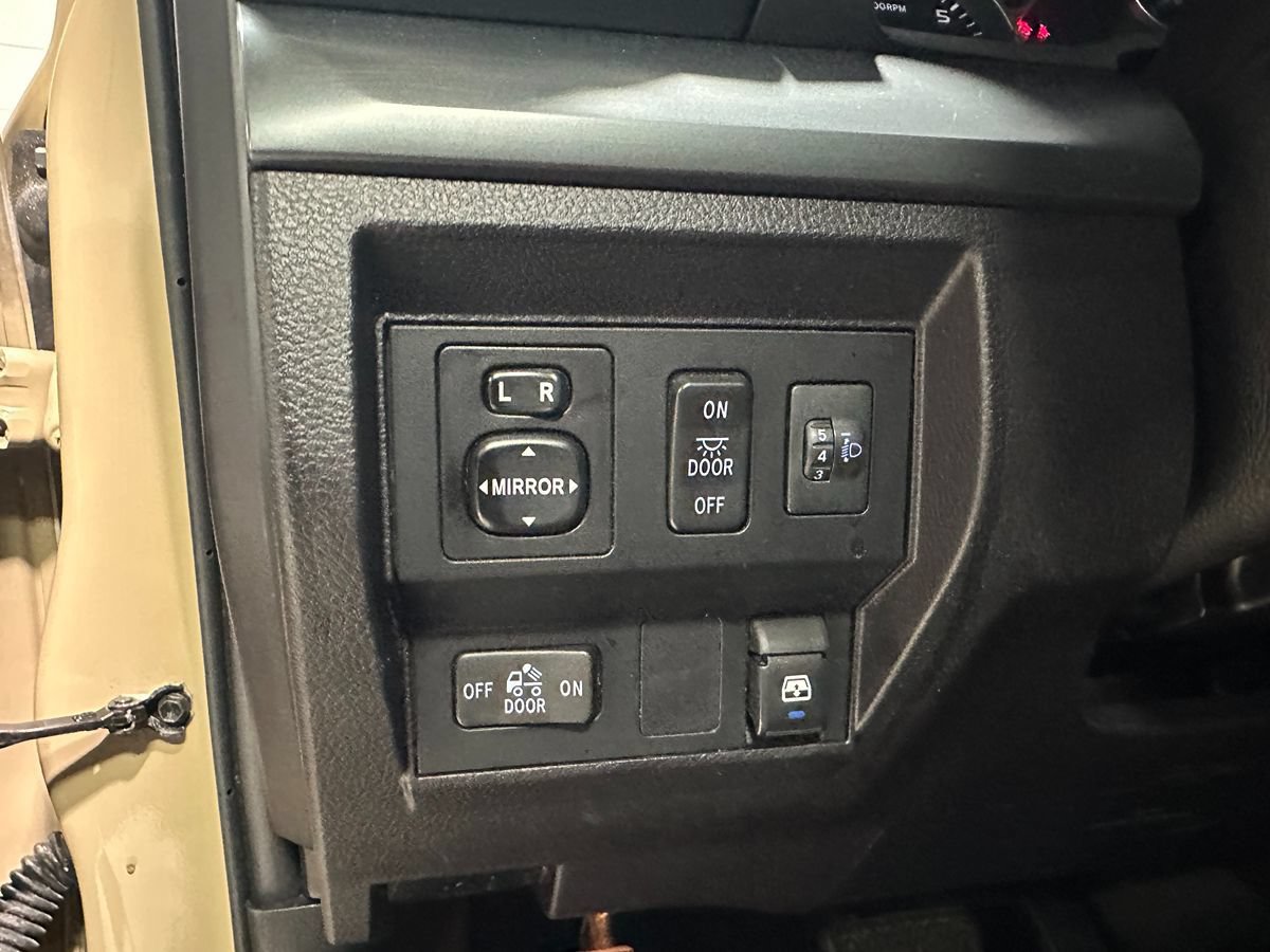 Used 2016 Toyota Tundra TRD Pro AWD/4WD image 27