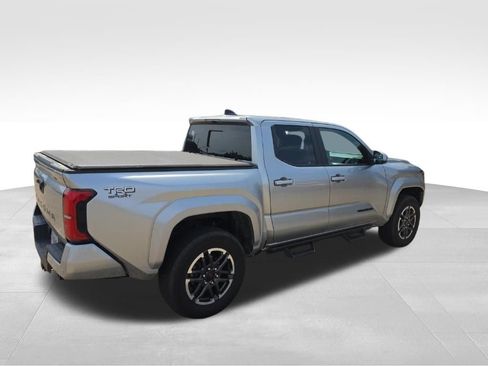 Used 2024 Toyota Tacoma TRD Sport w/ TRD Sport Upgrade Package AWD/4WD image 8