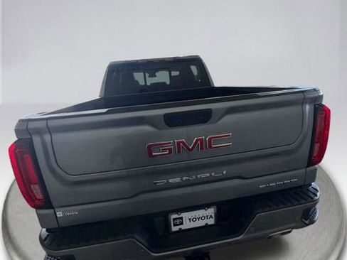 Used 2024 GMC Sierra 1500 Denali AWD/4WD image 11