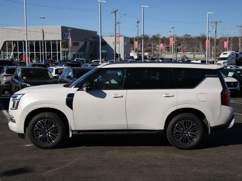 New 2026 Nissan Armada SL w/ Captain's Chari Seat Package image 2