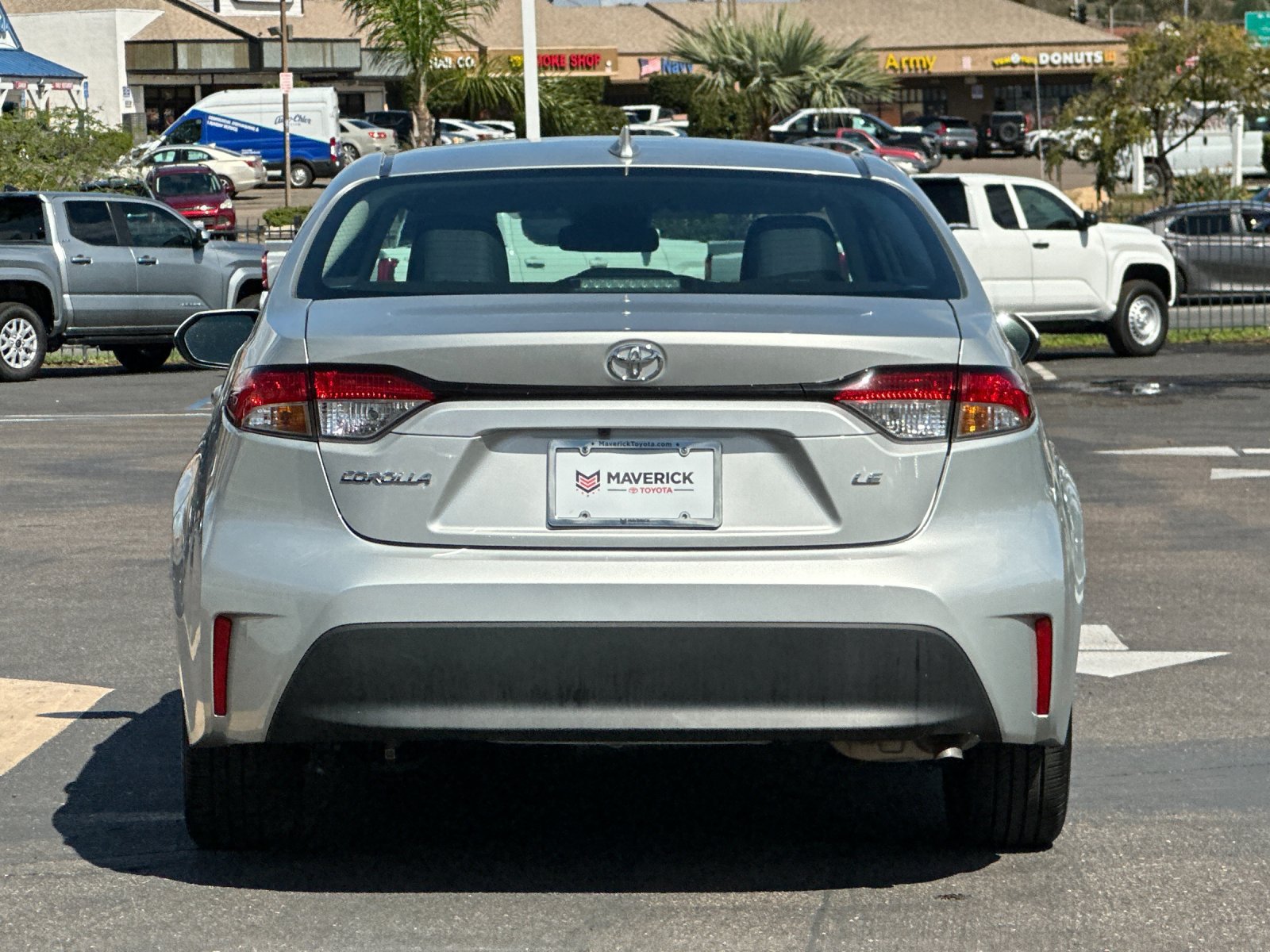 Used 2024 Toyota Corolla LE FWD image 4