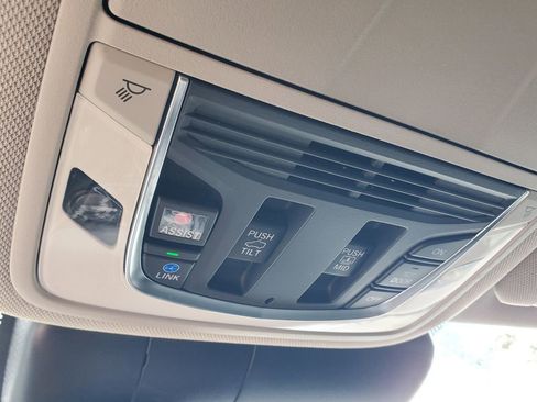 Certified 2024 Acura RDX SH-AWD image 33