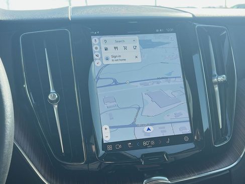 Used 2023 Volvo XC60 B5 Plus w/ Climate Package image 20