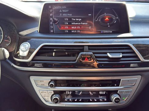 Used 2016 BMW 740i image 18