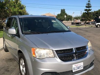 Used 2012 Dodge Grand Caravan SXT w/ Entertainment Group 1