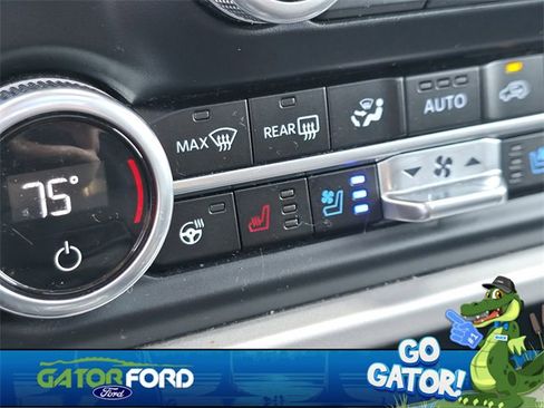 Used 2024 Ford Expedition XLT image 19