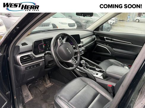 Used 2023 Kia Telluride S w/ S Sunroof Package AWD/4WD image 5