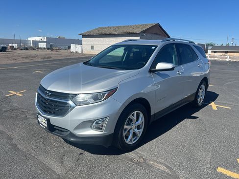 Used 2019 Chevrolet Equinox LT AWD/4WD image 9