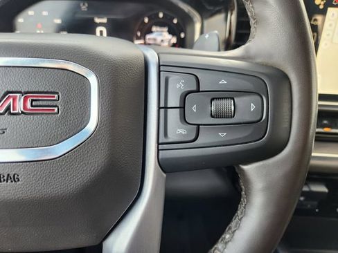 Used 2024 GMC Sierra 1500 SLT AWD/4WD image 31