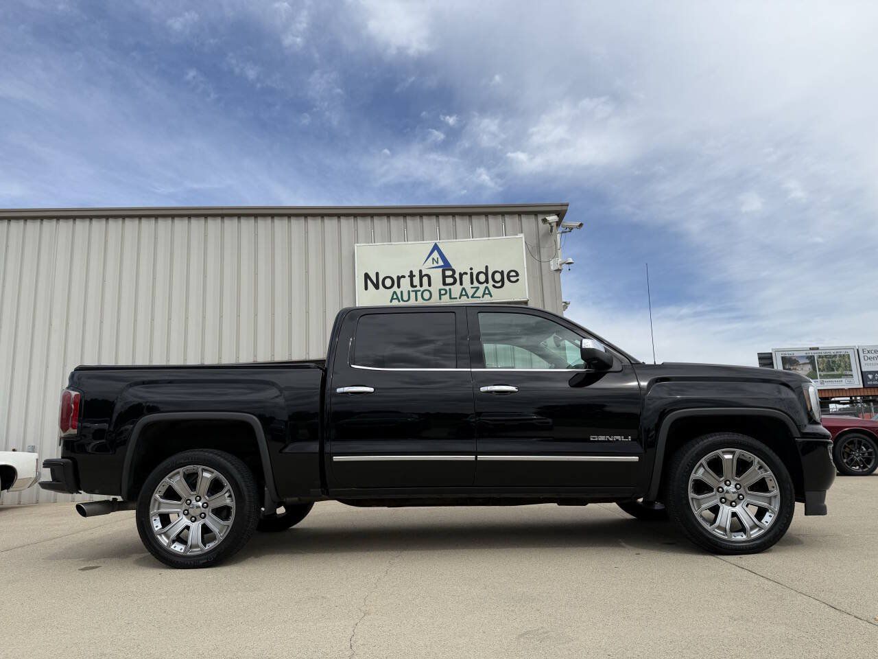 Used 2018 GMC Sierra 1500 Denali w/ Denali Ultimate Package AWD/4WD image 30