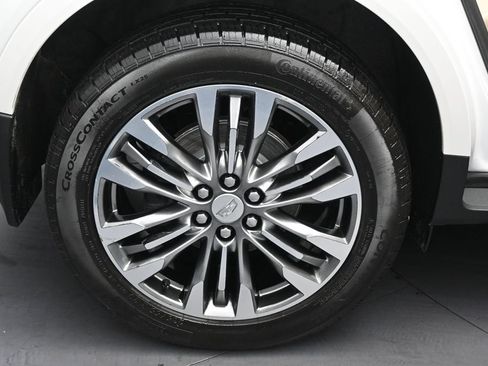 Used 2018 Cadillac XT5 Premium Luxury AWD/4WD image 10