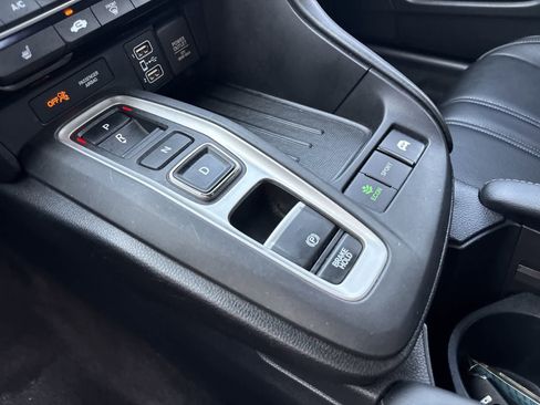 Used 2020 Honda Insight Touring image 29