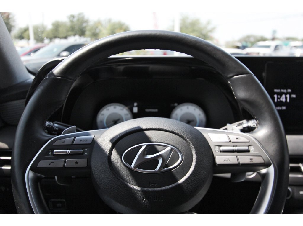 Used 2023 Hyundai Palisade Limited FWD image 18
