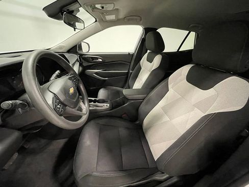 Used 2024 Chevrolet Trax LS FWD image 3