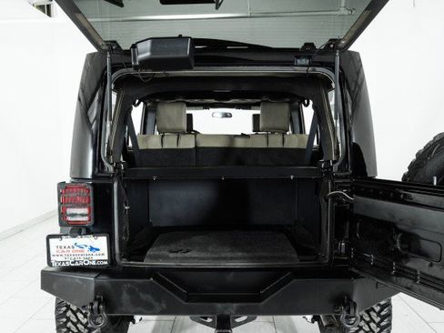 Used 2008 Jeep Wrangler Unlimited X image 48