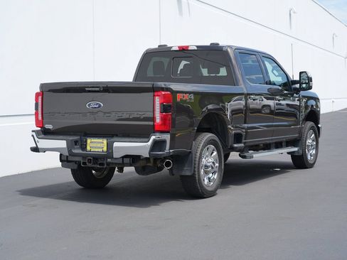 Used 2024 Ford F250 Lariat w/ Chrome Package AWD/4WD image 3