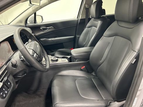 New 2026 Kia Sportage EX image 9