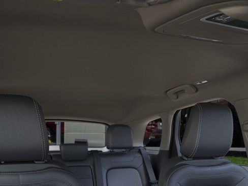 New 2024 Lincoln Corsair Reserve w/ Towing Package image 22