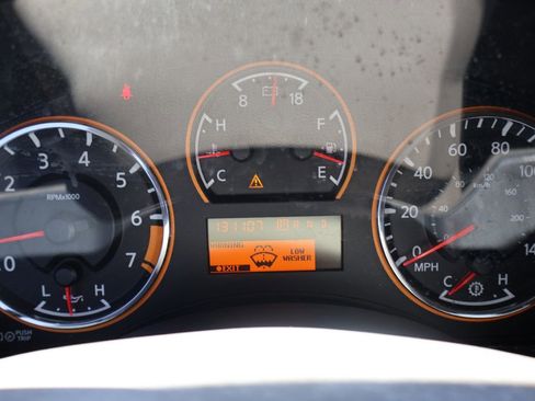 Used 2012 Nissan Armada SL w/ DVD FES Pkg RWD image 24