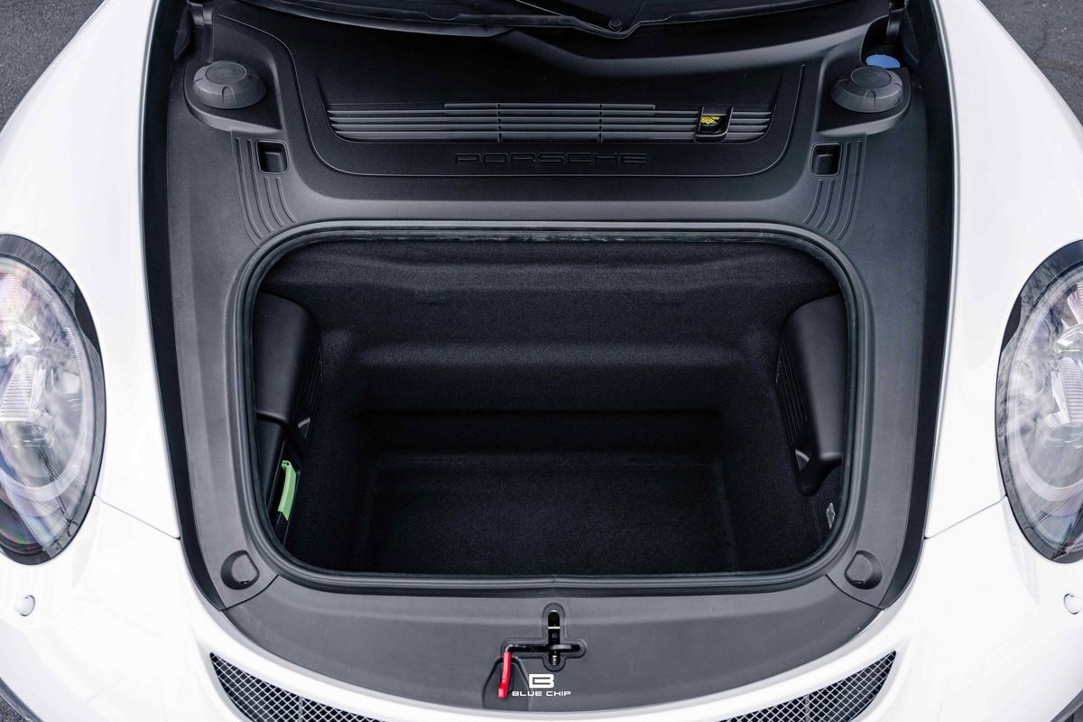 Used 2016 Porsche 911 R RWD image 24