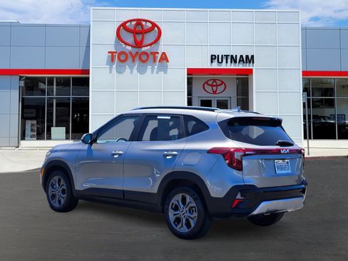 Used 2024 Kia Seltos S AWD/4WD image 6